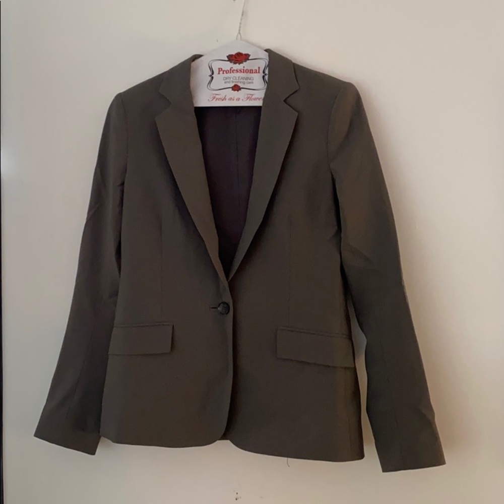 Theory size 6 women’s blazer